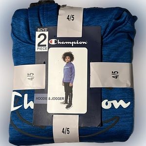 Two piece boys champion set